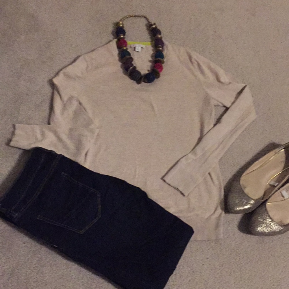 Gap crew neck sweater